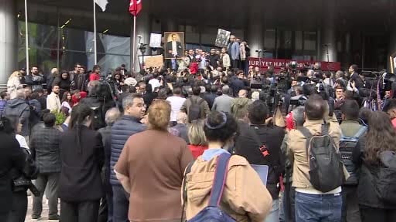 Özgür Özel: "Baba ocağından bir daha kimsenin el uzatamayacağı şekilde geri alınmak üzere çıkıyoruz"