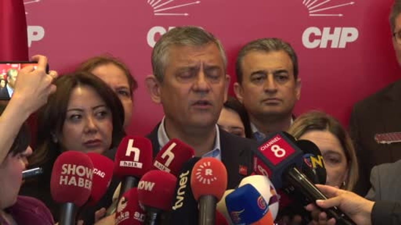 Özgür Özel: 'Kılıçdaroğlu ile aramızda bir uzlaşı yok' — Kurultay çağrısı 40 gün
