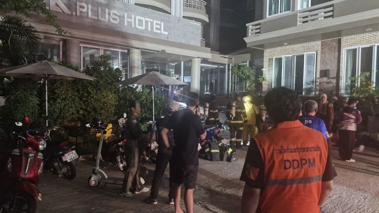 Pattaya'da JA Plus Otelinde Çatı Katı Yangını: 4 Yaralı, 240 Kişi Tahliye Edildi