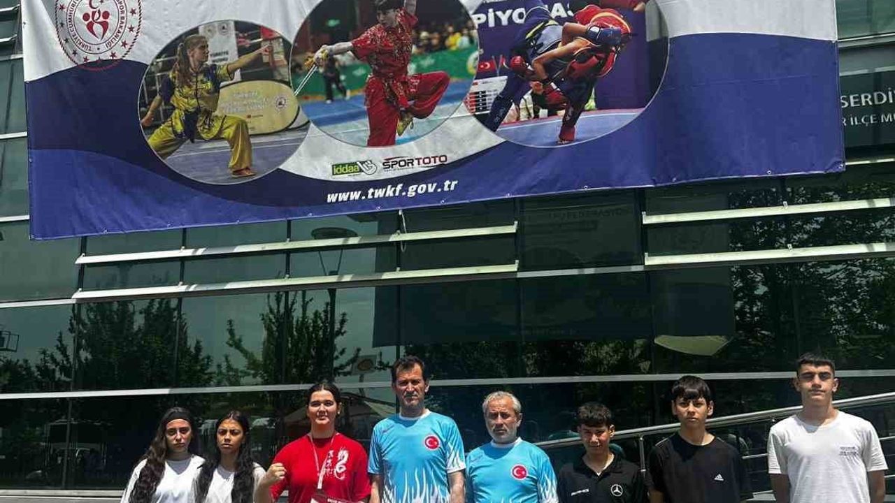 Pazarlar Spor Lisesi Kütahya'ya Wushu Sanda'da İlk Türkiye Derecesini Getirdi