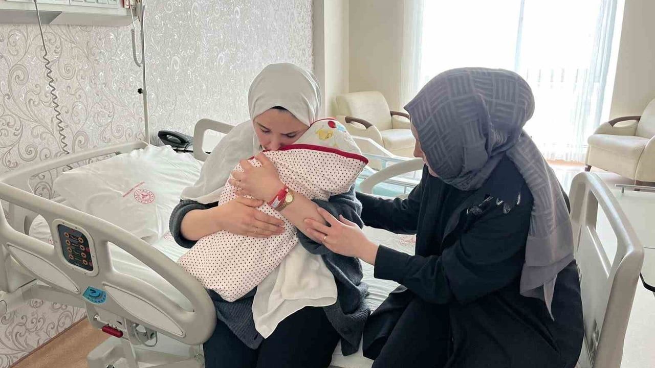 Polatlı Duatepe Devlet Hastanesi'nde 'Pembe Kod' tatbikatı gerçekleştirildi