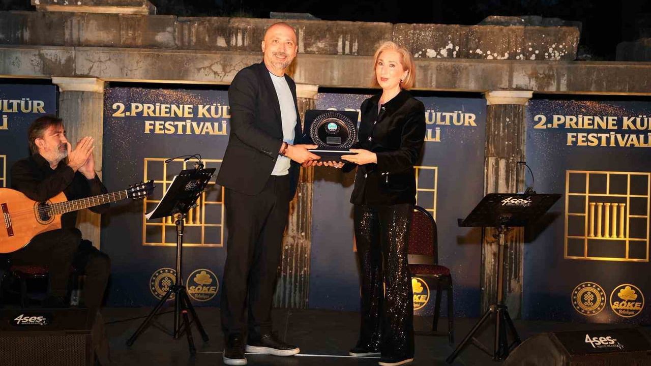 Priene Antik Kenti’nde Alexandra Gravas konseri: 2. Priene Kültür Festivali’nde tarih ve müzik bir arada