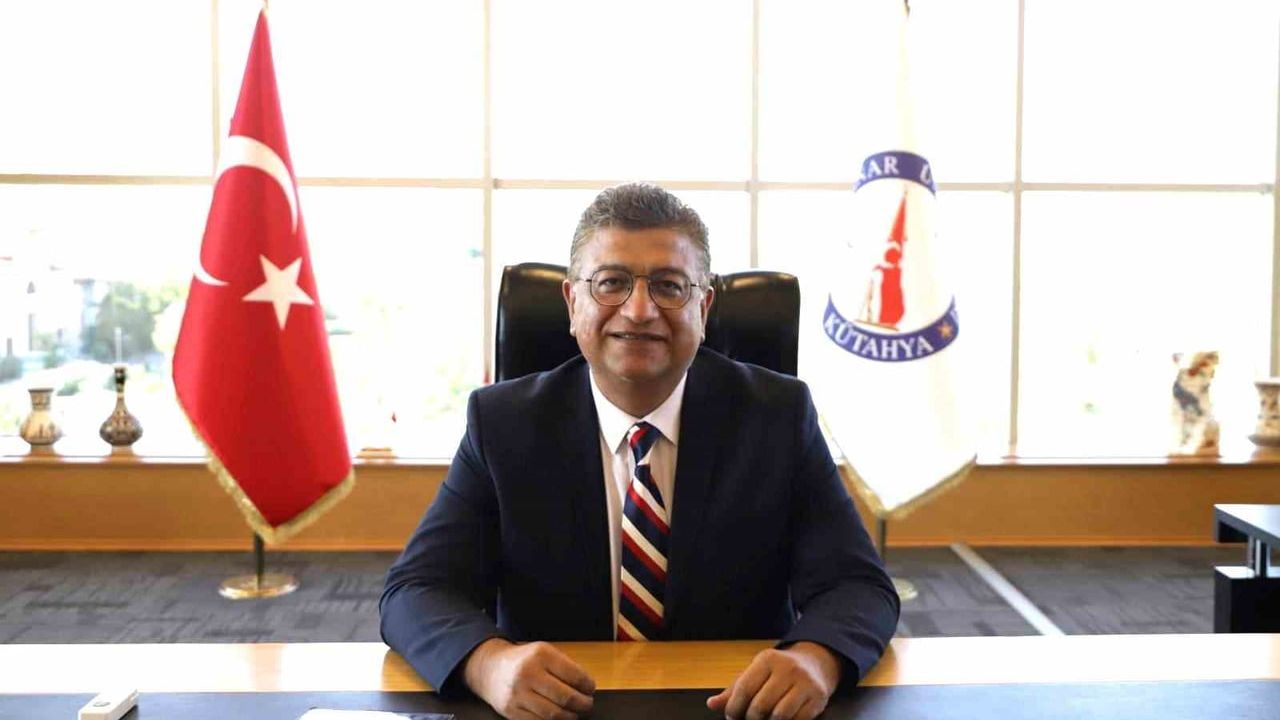 Prof. Dr. Süleyman Kızıltoprak: Teknoloji milli ve manevi değerlerle dengelenmeli