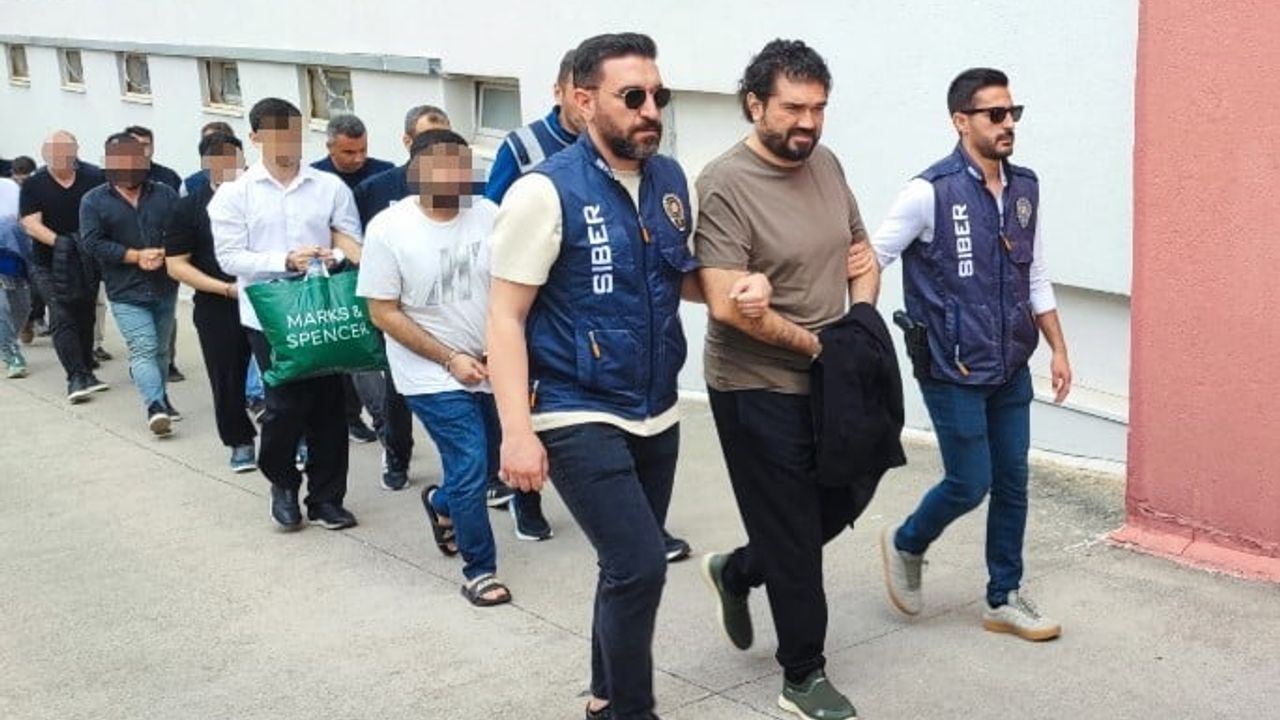 Rasim Ozan Kütahyalı emniyette ifade verdi: Suçlamaları reddetti, serbest bırakılmasını talep etti