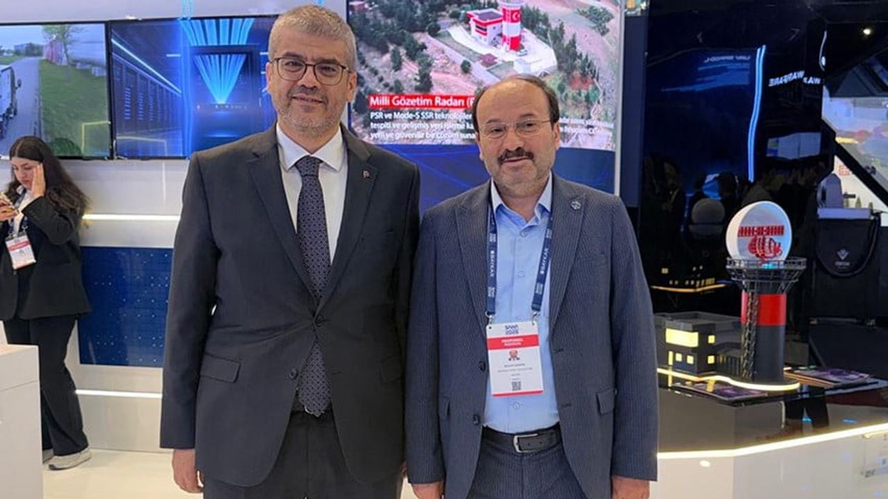 Rektör Çakmak SAHA 2026'da ETÜ ve Savunma Sanayii İş Birliği Olanaklarını Görüştü