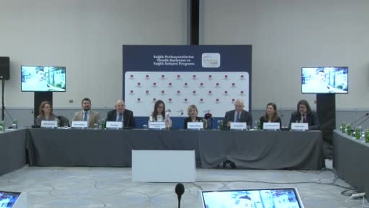 Sabri Ülker Vakfı'nın beslenme ve sağlık iletişimi programı binlerce hekim ve eczacıya ulaştı