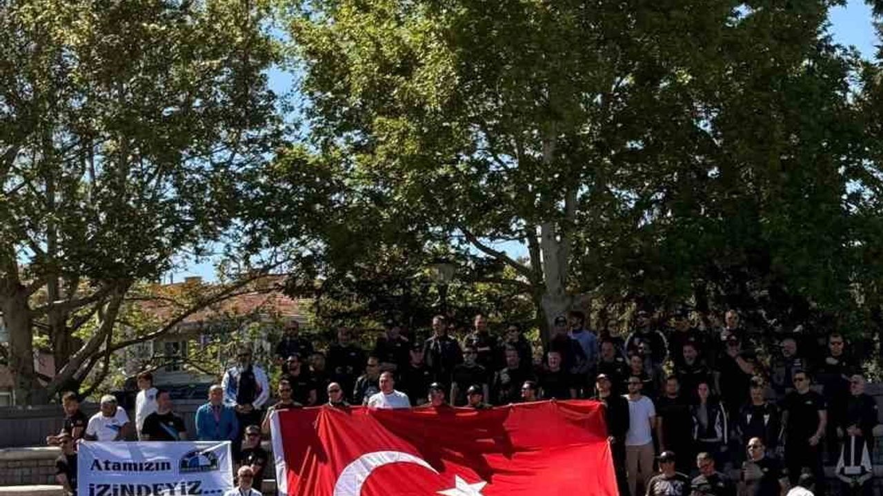 Safranbolu'dan Anıtkabir'e bayrak sürüşü: 83 motosikletçi Samsun'dan başkente 1100 km taşıdı