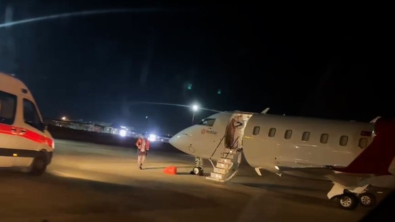 Sağlık Bakanlığı: Hantavirüs şüphesiyle tahliye edilen 5 vatandaştan hiçbirinde belirti yok; son 3 kişi ambulans uçakla getirildi