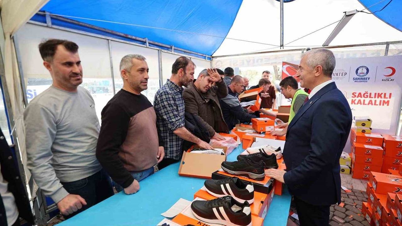 Şahinbey Belediyesi'nin 17 Yıllık Kan Bağışı Kampanyası: 43 Kişiden Binlere, Bu Yıl Yaklaşık 22 Bin Ünite