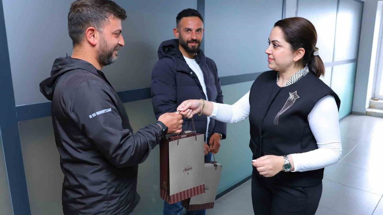 Samsun Büyükşehir Belediyesi, personele 150 milyon 835 bin 130 TL bayram ikramiyesi ödedi