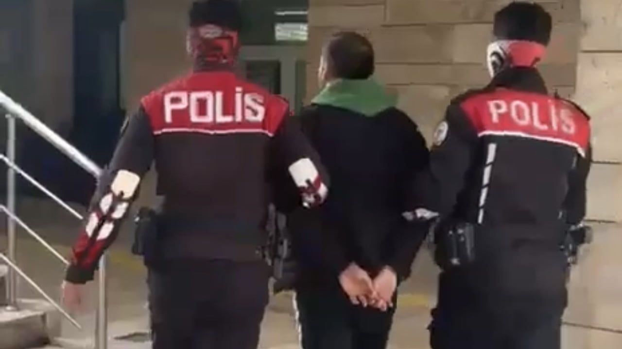 Samsun'da 11 yıl 4 ay hapis cezası bulunan hırsızlık hükümlüsü yakalandı