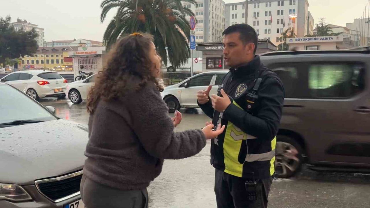 Samsun'da korsan taksi denetimi: 2 araca 200 bin TL ceza, araçlar 2 ay trafikten men edildi