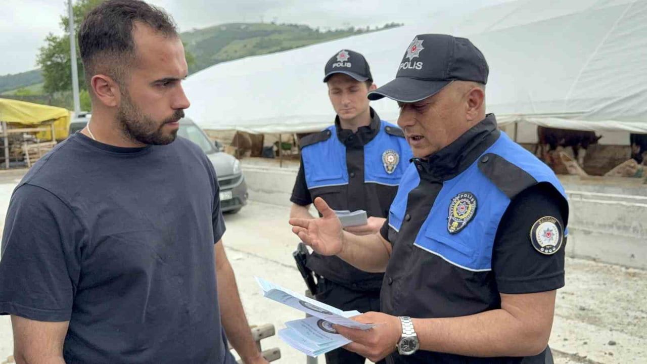 Samsun'da polis Kurban Pazarı'nda sahte para ve dolandırıcılık uyarısı