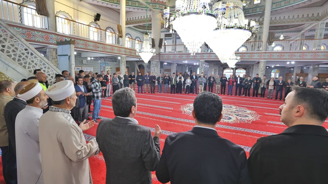 Samsun Protokolü Havza'da Bayramlaştı ve Sel Bölgesinde İnceleme Yaptı