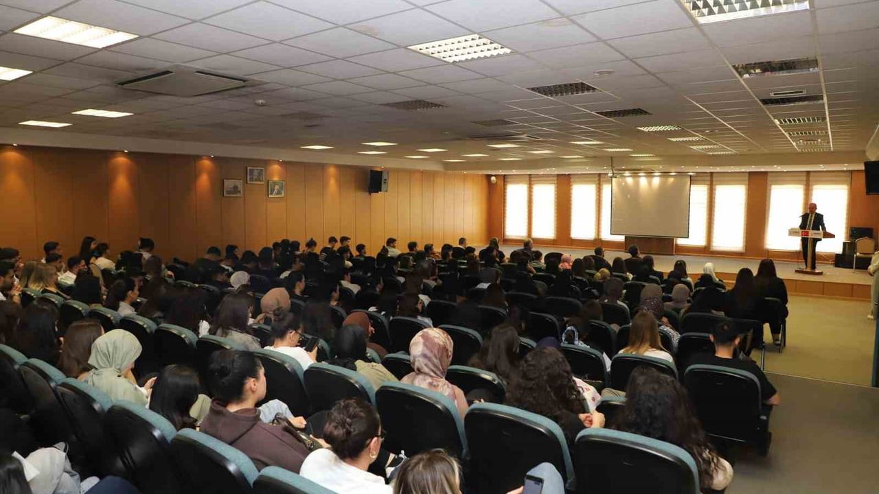 SANKO Üniversitesi'nde Afet Farkındalık Eğitimi: Gençlere Hazırlık ve Bilinçlendirme