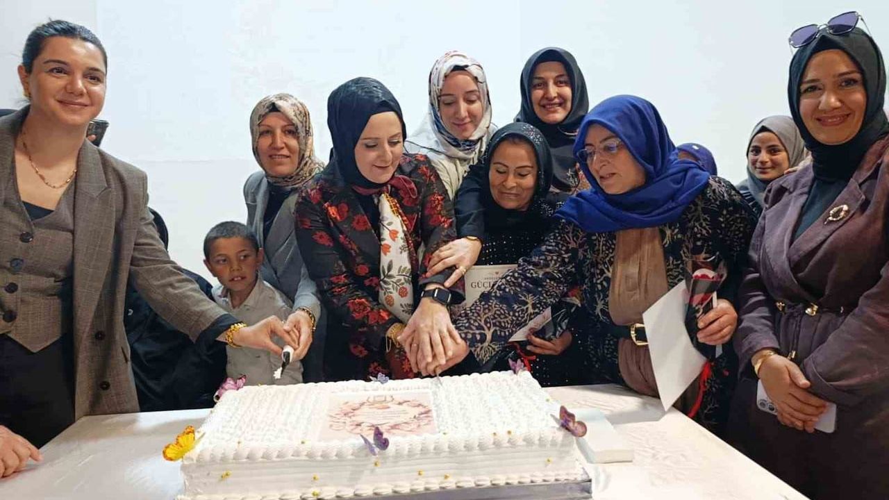 Şanlıurfa'da 10 Mayıs Anneler Günü: Engelliler Koordinasyon ve Yaşam Merkezi'nde anma programı