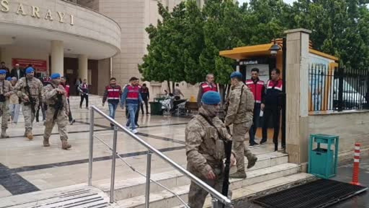 Şanlıurfa merkezli 7 ilde sahte çürük raporu operasyonunda 44 kişi gözaltına alındı