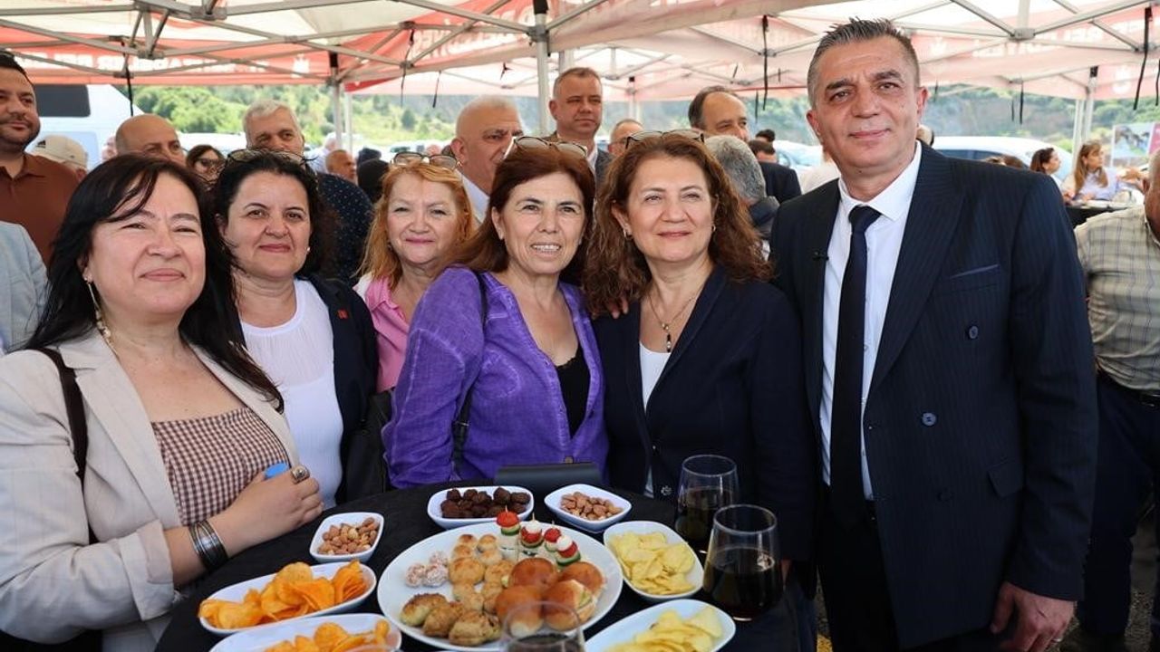Şehzadeler'de 100. Yıl Günübirlik Kullanım Alanı törenle açıldı