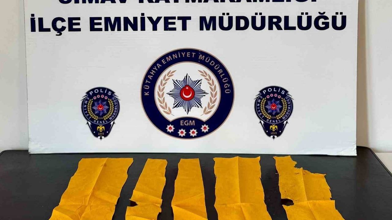 Simav'da bonzai operasyonu: 6.360 içimlik peçete ele geçirildi, 3 gözaltı