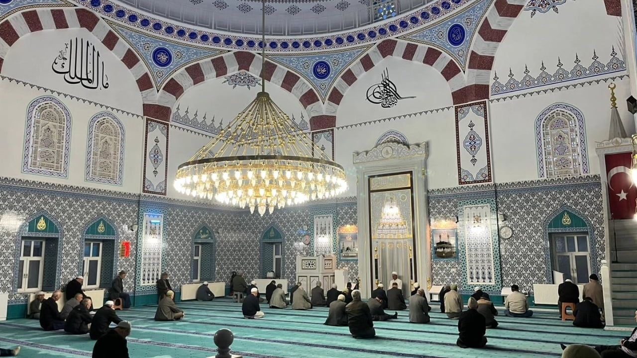 Simav'da Çitgöl Koca Camii'nde Sabah Namazı Buluşması