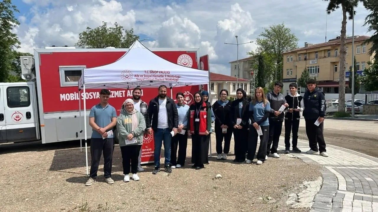 Sinop'ta mobil sosyal hizmet: Saraydüzü'nde rehberlik ve danışmanlık sağlandı