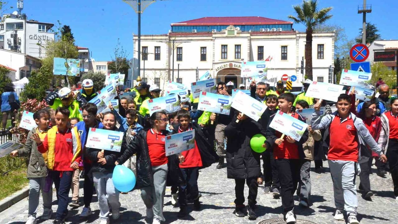 Sinop’ta Trafik Haftası: Yürüyüş ve Uygulamalı Eğitimle Yaya Güvenliği Öne Çıktı