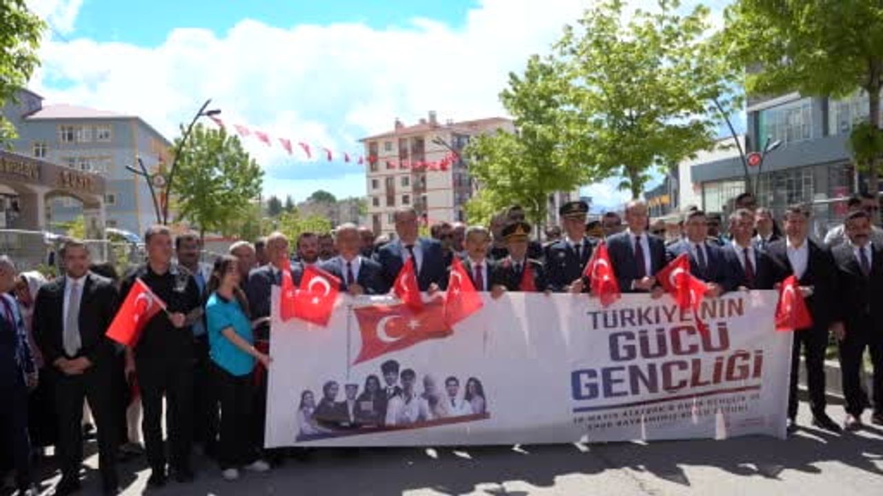 Şırnak’ta 19 Mayıs'ta 115 Metrelik Türk Bayrağı Eşliğinde Yürüyüş