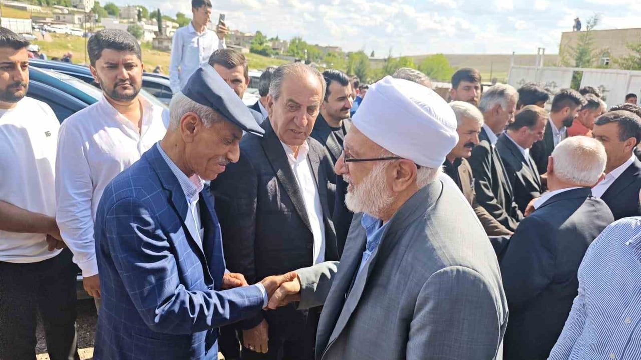 Şırnak'ta Taya ve Alika aşiretleri arasındaki uzun süren husumet, geniş katılımlı barış programıyla sona erdi