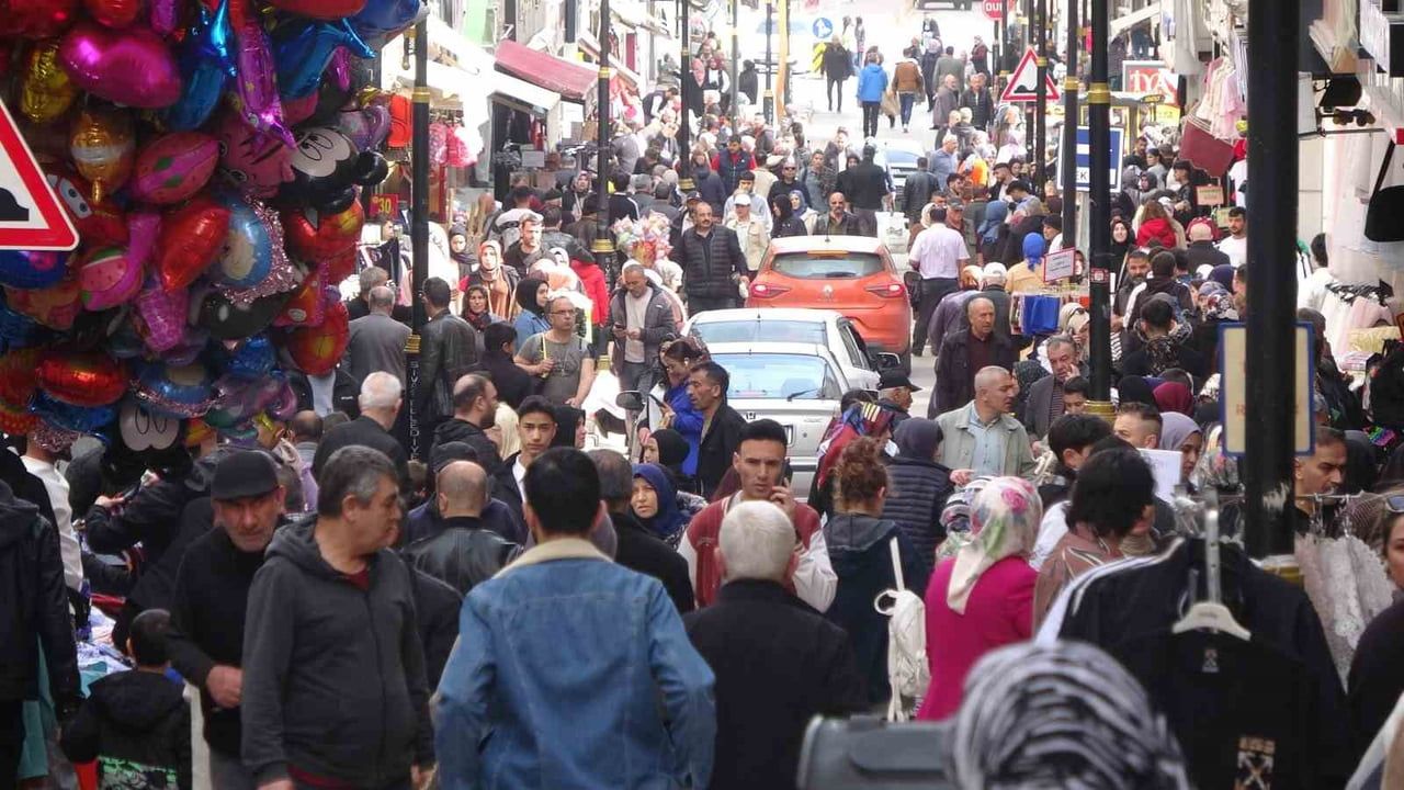 Sivas’ta genç nüfus azalıyor: 2023-2025 arasında 15-24 yaş nüfusu 105.677’den 98.909’a geriledi