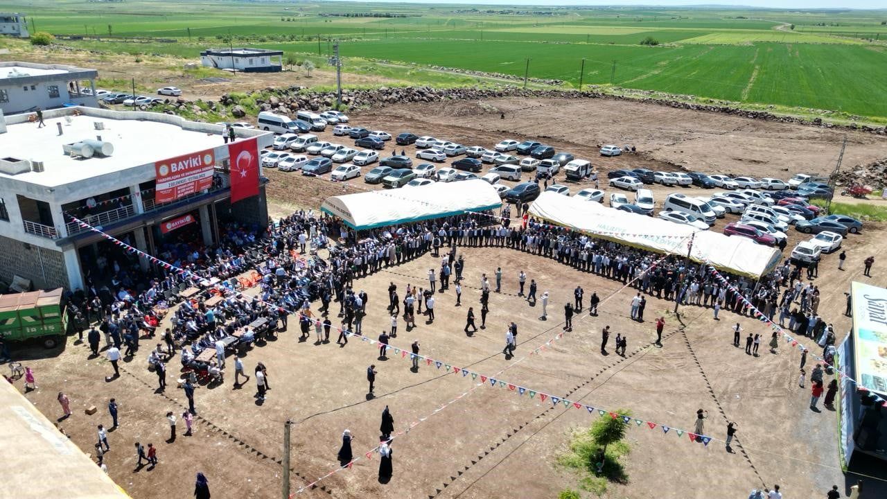 Siverek’te 2. Bayiki Kültür ve Sanat Festivali binlerce kişiyi bir araya getirdi