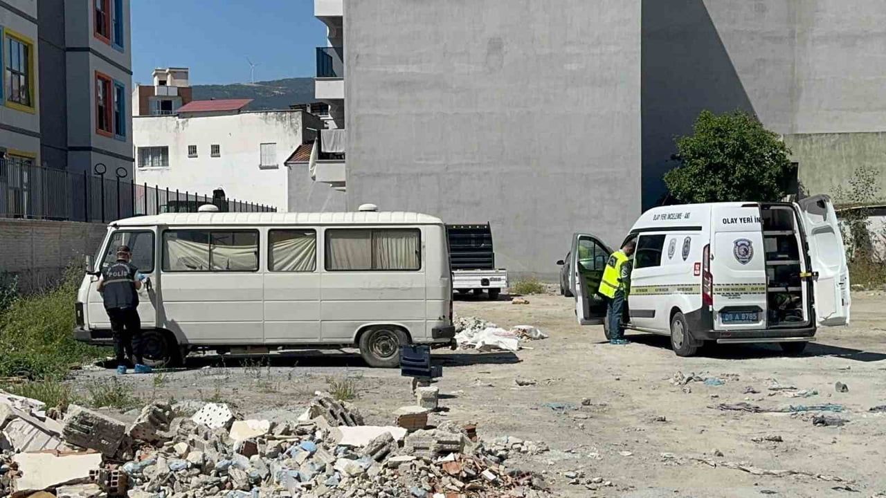 Söke’de minibüste yaşayan kişi ölü bulundu