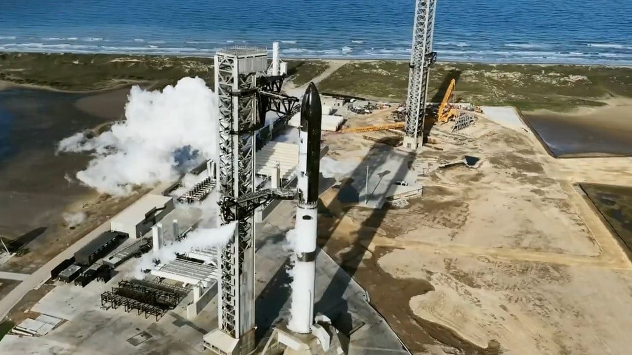 SpaceX'in Starship'in 12'nci test uçuşu, Texas'ta fırlatmaya 30 saniye kala iptal edildi