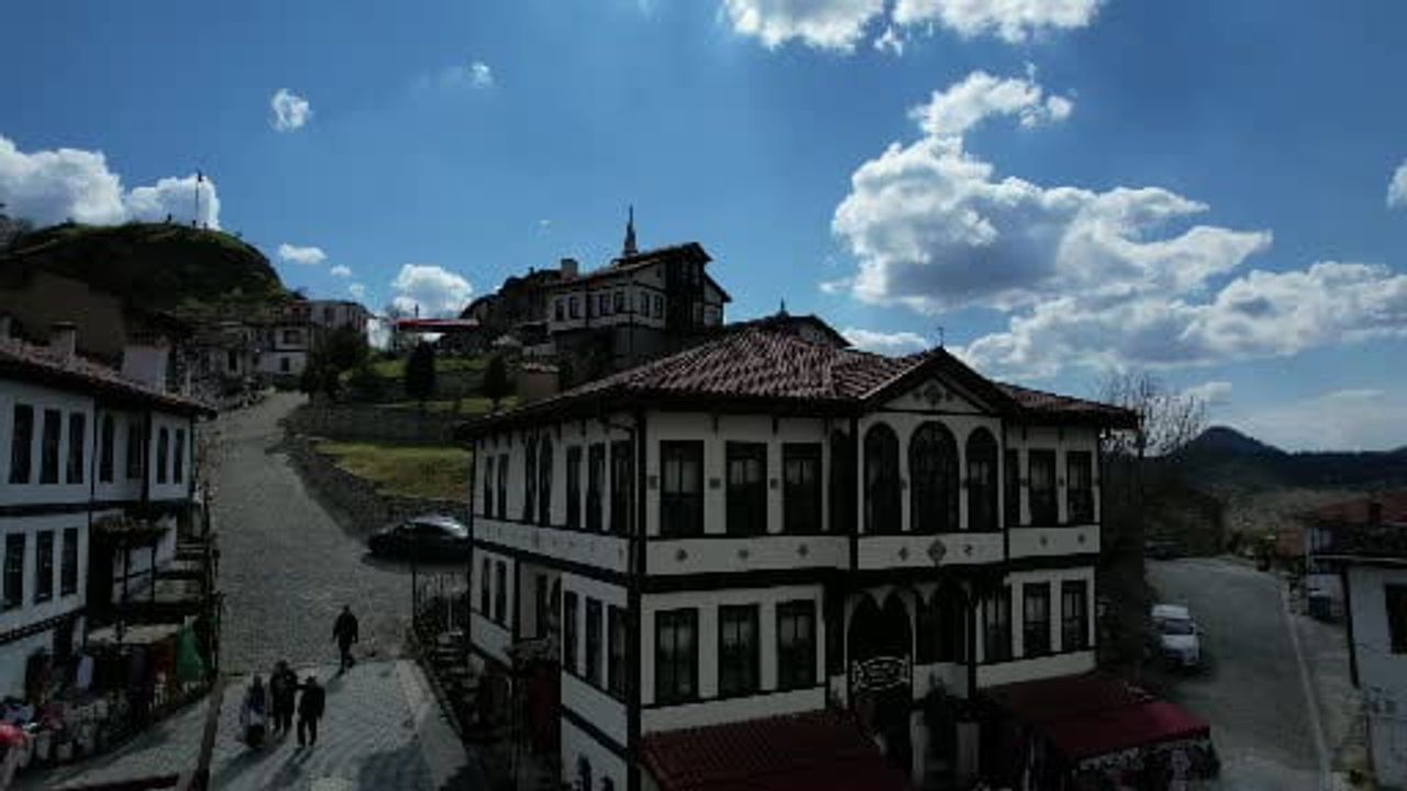 Taraklı'nın Osmanlı Mimarisi: Korunan Sokaklar ve Asırlık Konaklar