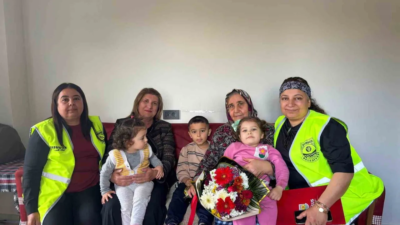 Tarsus Belediyesi Anneler Günü'nde Şehit Annelerini Ziyaret Etti