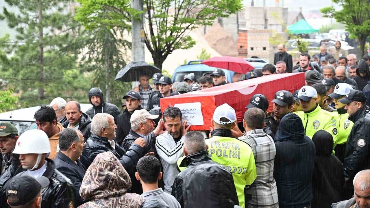 Taşkent'te görevli polis memuru Hüseyin Acar uğurlandı