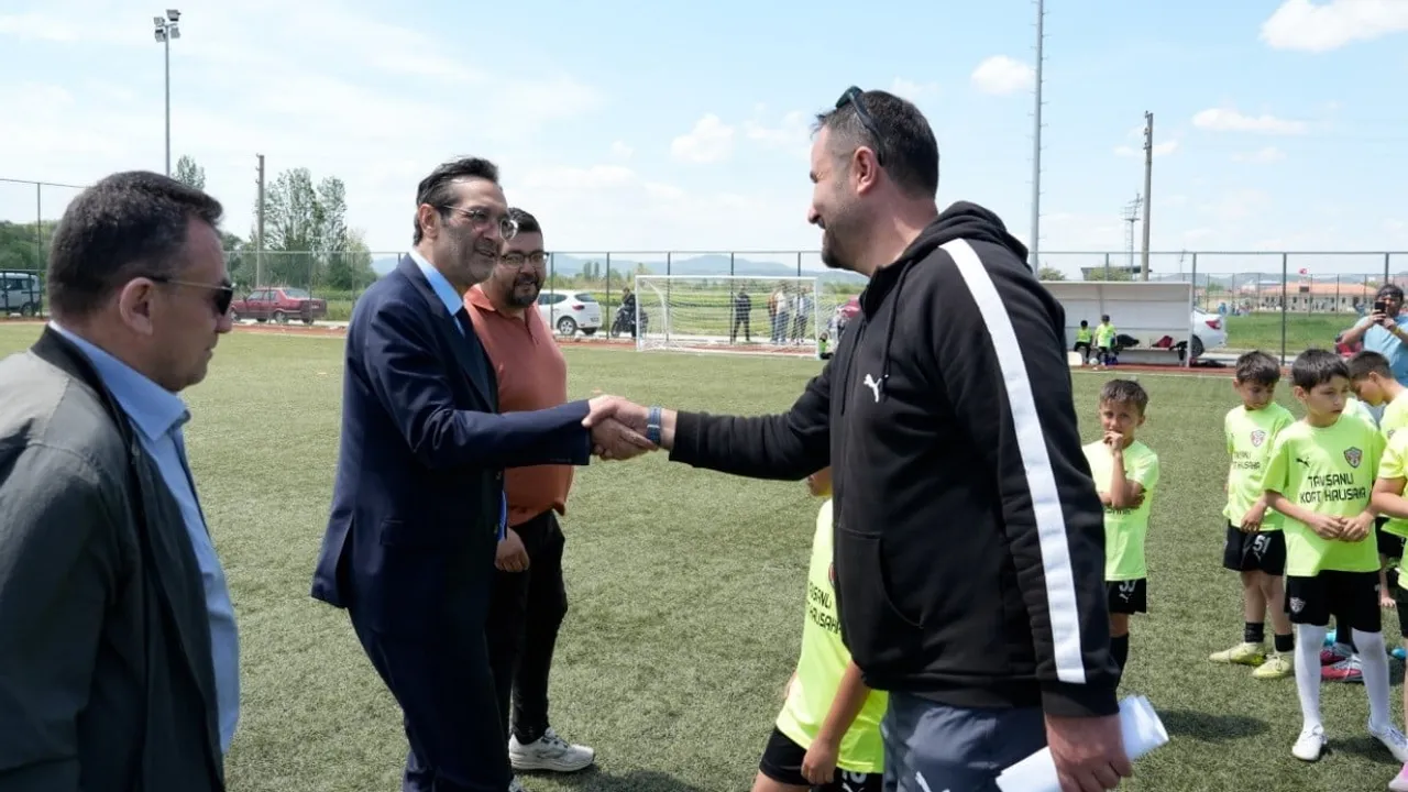 Tavşanlı’da 19 Mayıs’ta Hüseyin Eroz Futbol Turnuvası başladı