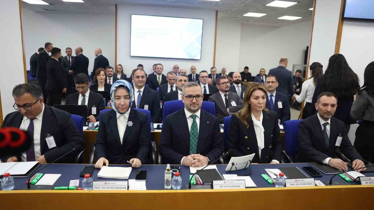 TCMB Başkanı Karahan: Küresel gerilimin süresi enflasyon görünümü için kritik risk
