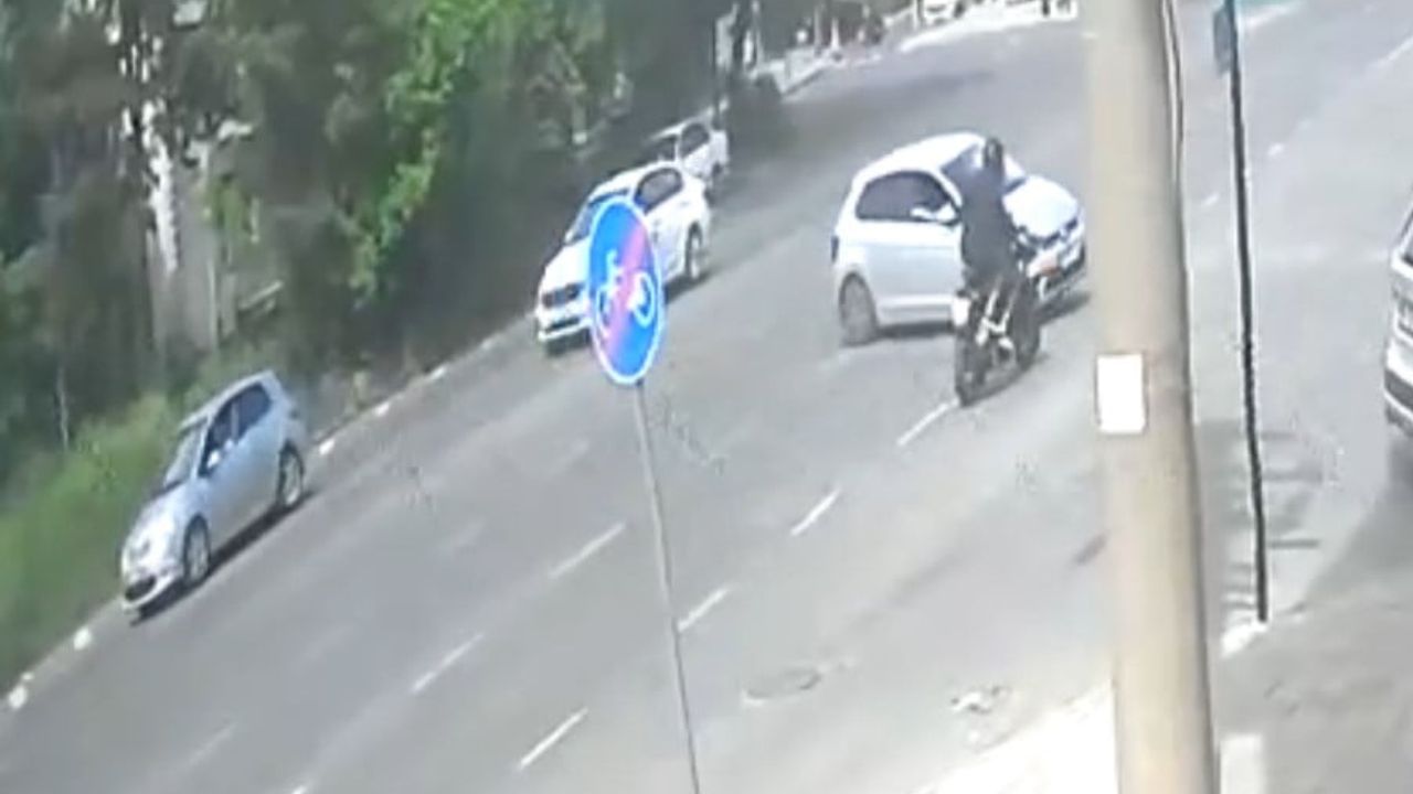 Tekirdağ Çorlu'da otomobil ile motosiklet çarpıştı: 2 kişi yaralandı