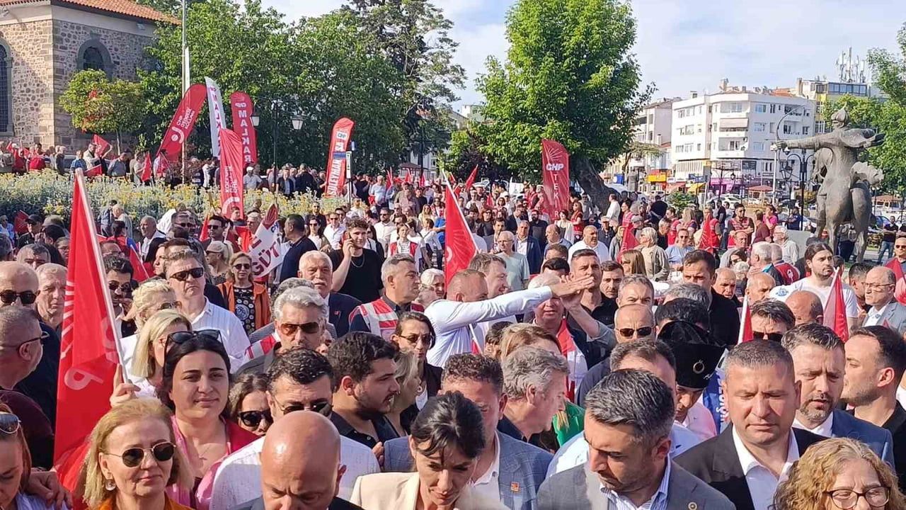 Tekirdağ’da CHP’nin "mutlak butlan" kararına protesto