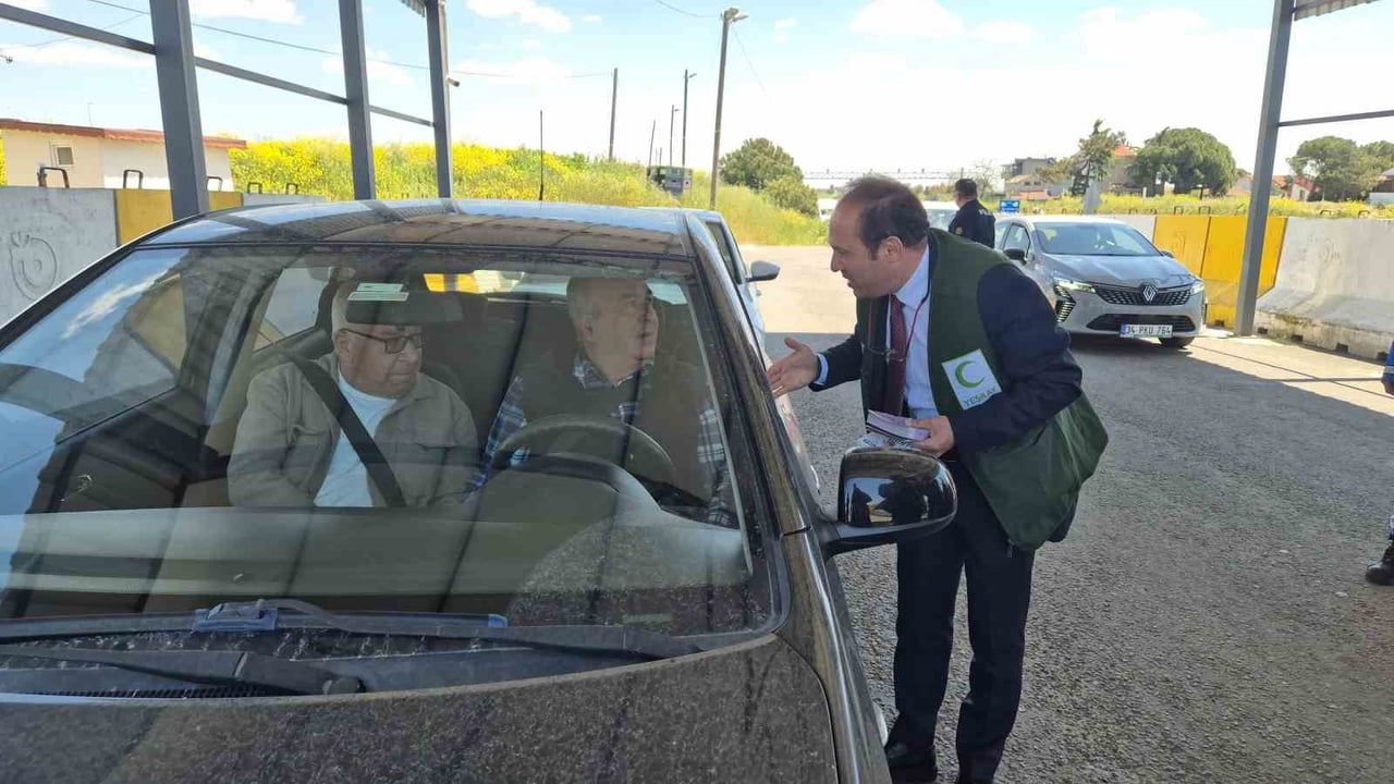 Tekirdağ’da Trafik Haftası Denetimi: Sürücülere 'Direksiyondayken Ekrana Değil Yola Bakın' Uyarısı