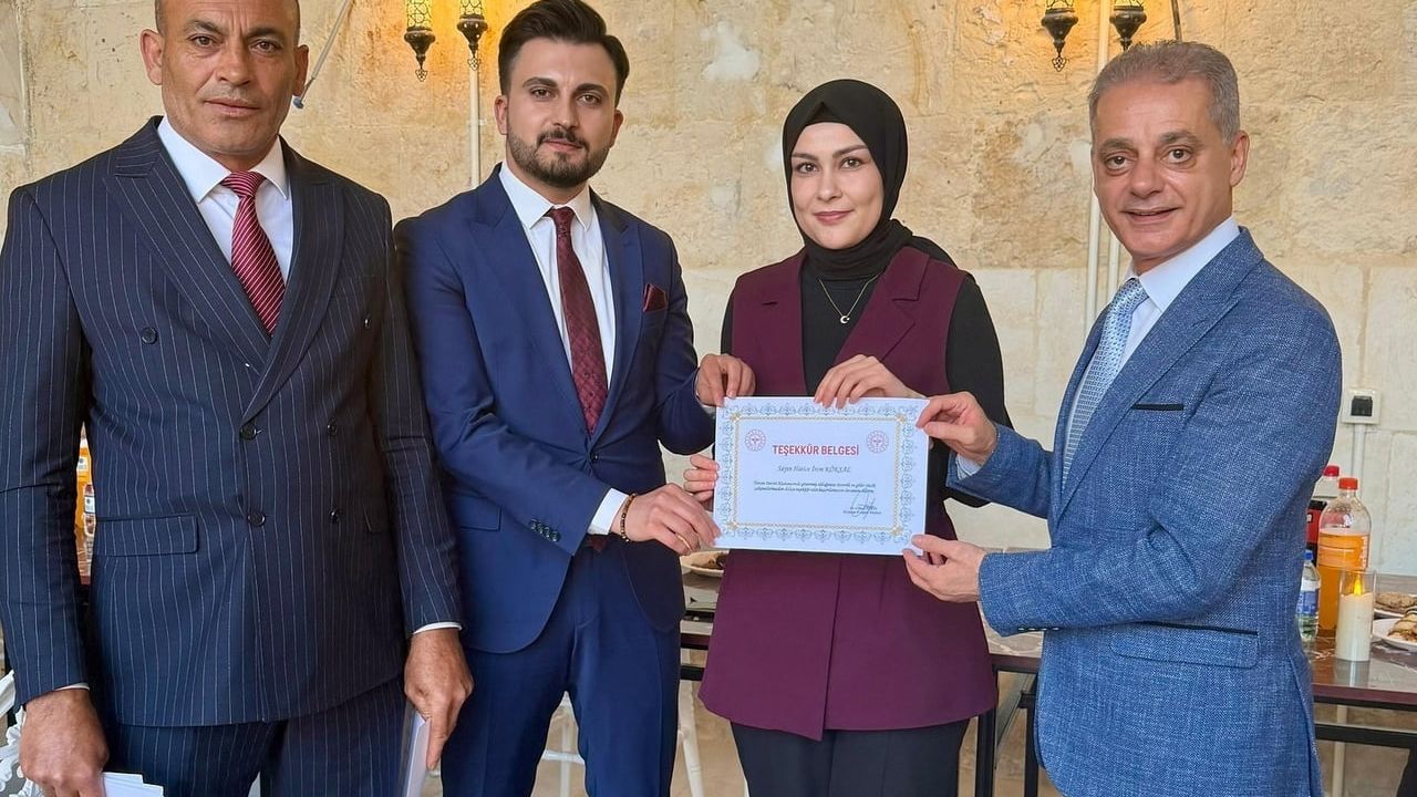 Tercan İlçe Devlet Hastanesi'nde Hemşireler ve Ebeler Günü: İl Sağlık Müdürü Tekin’den Teşekkür