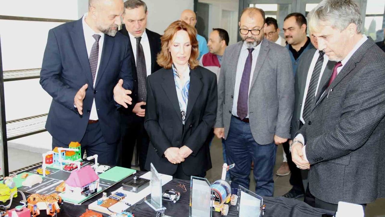 TOBB Kütahya OSB MTAL'de 4006 Bilim Fuarı gerçekleştirildi