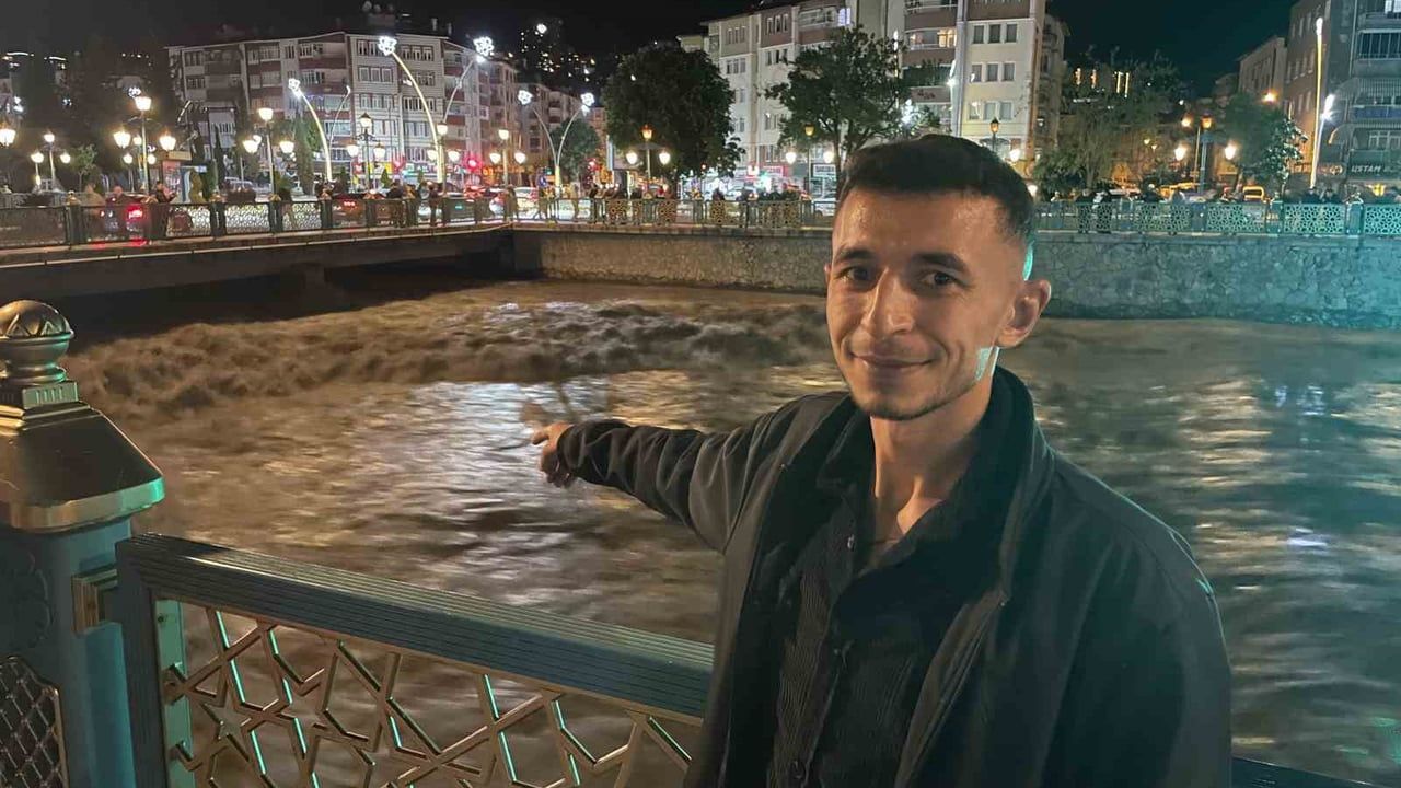 Tokat'ta Yeşilırmak yükseldi: Atatürk Köprüsü çevresinde toplanmalar ve uyarılar