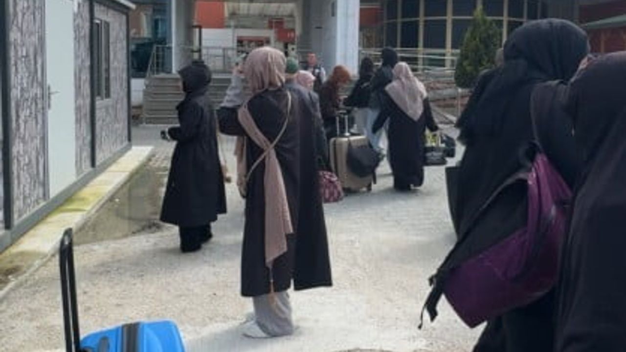 Tokat Turhal'da Yeşilırmak kaynaklı taşkın riski nedeniyle 15 mahallede geçici tahliye