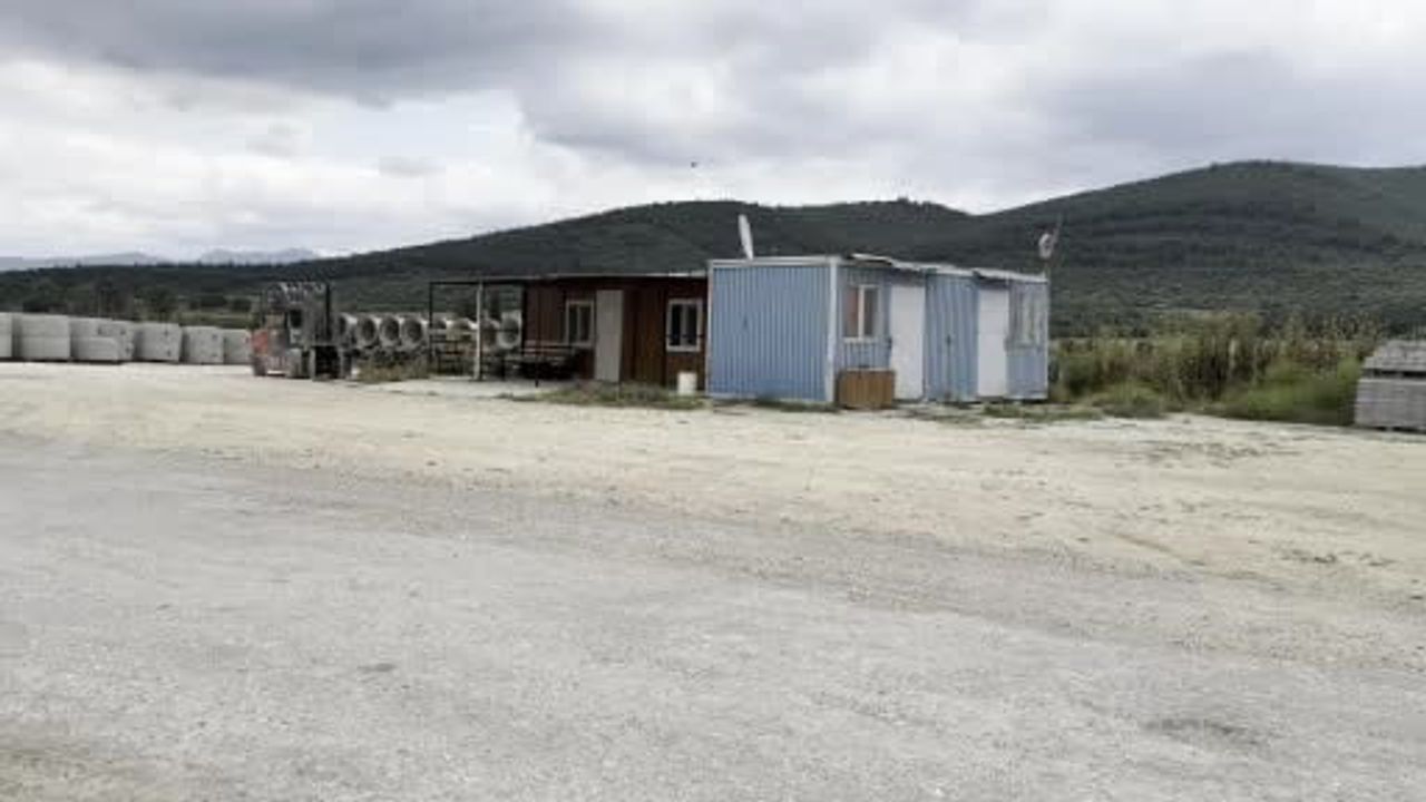Torbalı'da 73 yaşındaki komşusunu öldürüp yaktığı iddiasıyla kadın tutuklandı