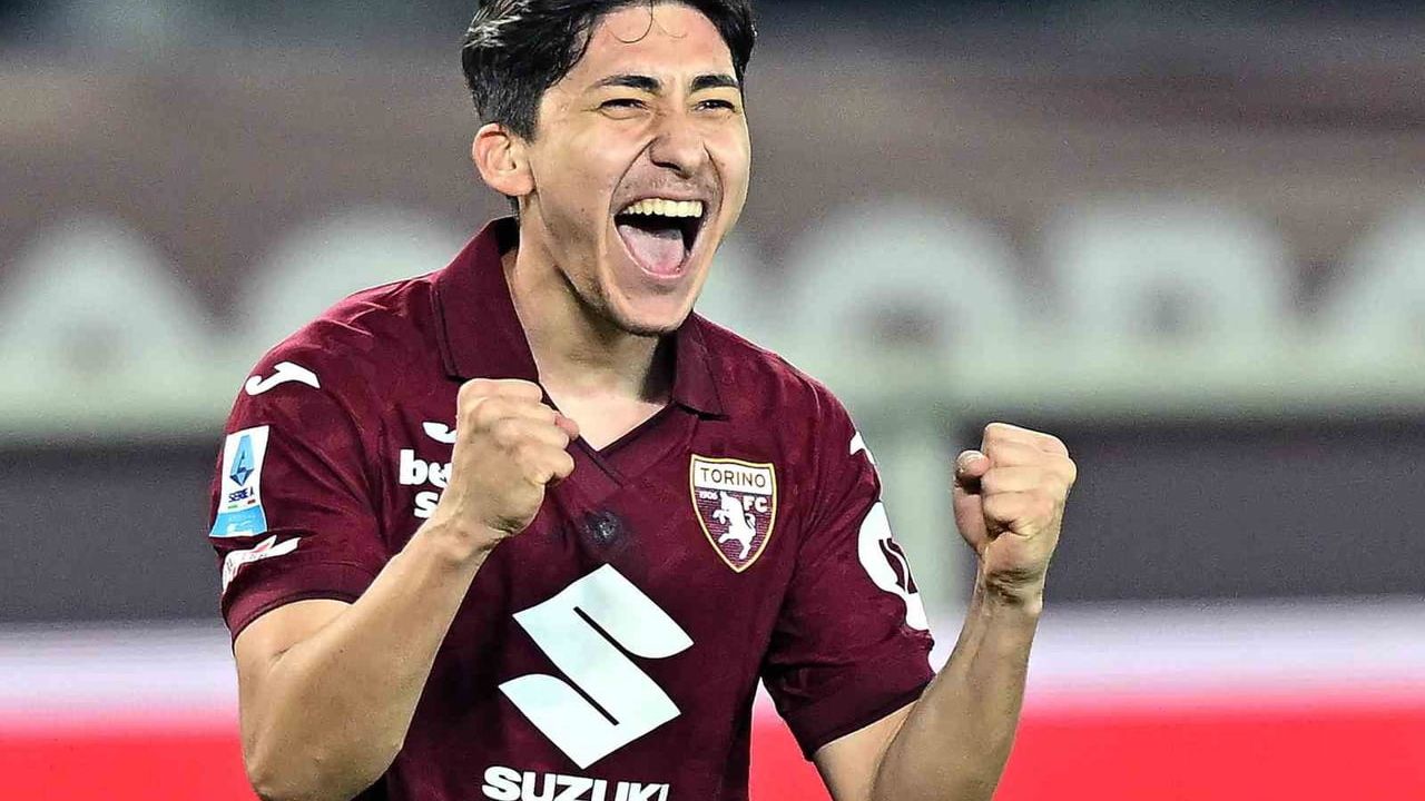 Torino, Emirhan İlkhan'ın sözleşmesini 30 Haziran 2027'ye uzattı