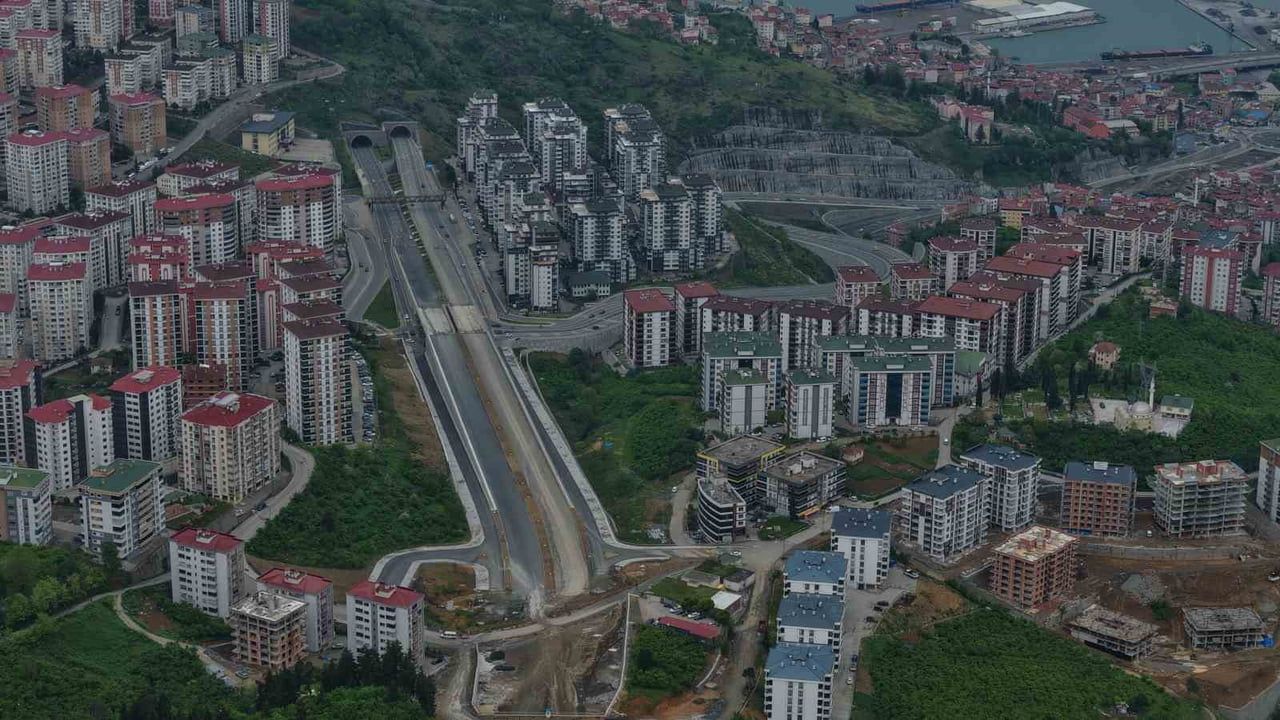 Trabzon'da Kanuni Bulvarı'nın 20 kilometrelik bölümü hizmete açıldı