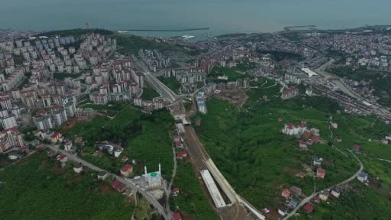Trabzon'da Kanuni Bulvarı'nın 20 kilometrelik bölümü hizmete açıldı