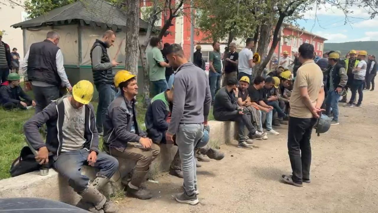 Tunçbilek'te Egetaş Kömür İşletmesi'nde İşçiler ile Yönetim Arasında Maaş Farkı İddiası Üzerine Gerilim