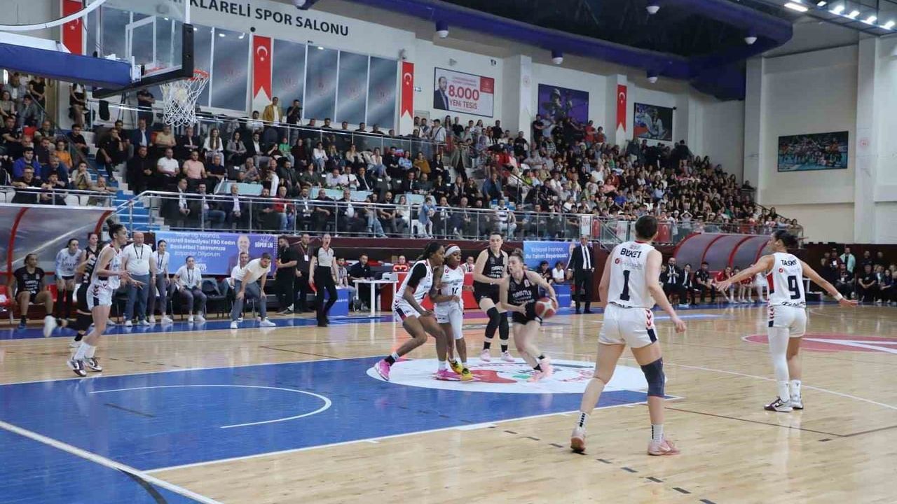 Turgutlu Belediyespor, Kırklareli'de 63-52 kazanıp final serisinde 2-1 öne geçti